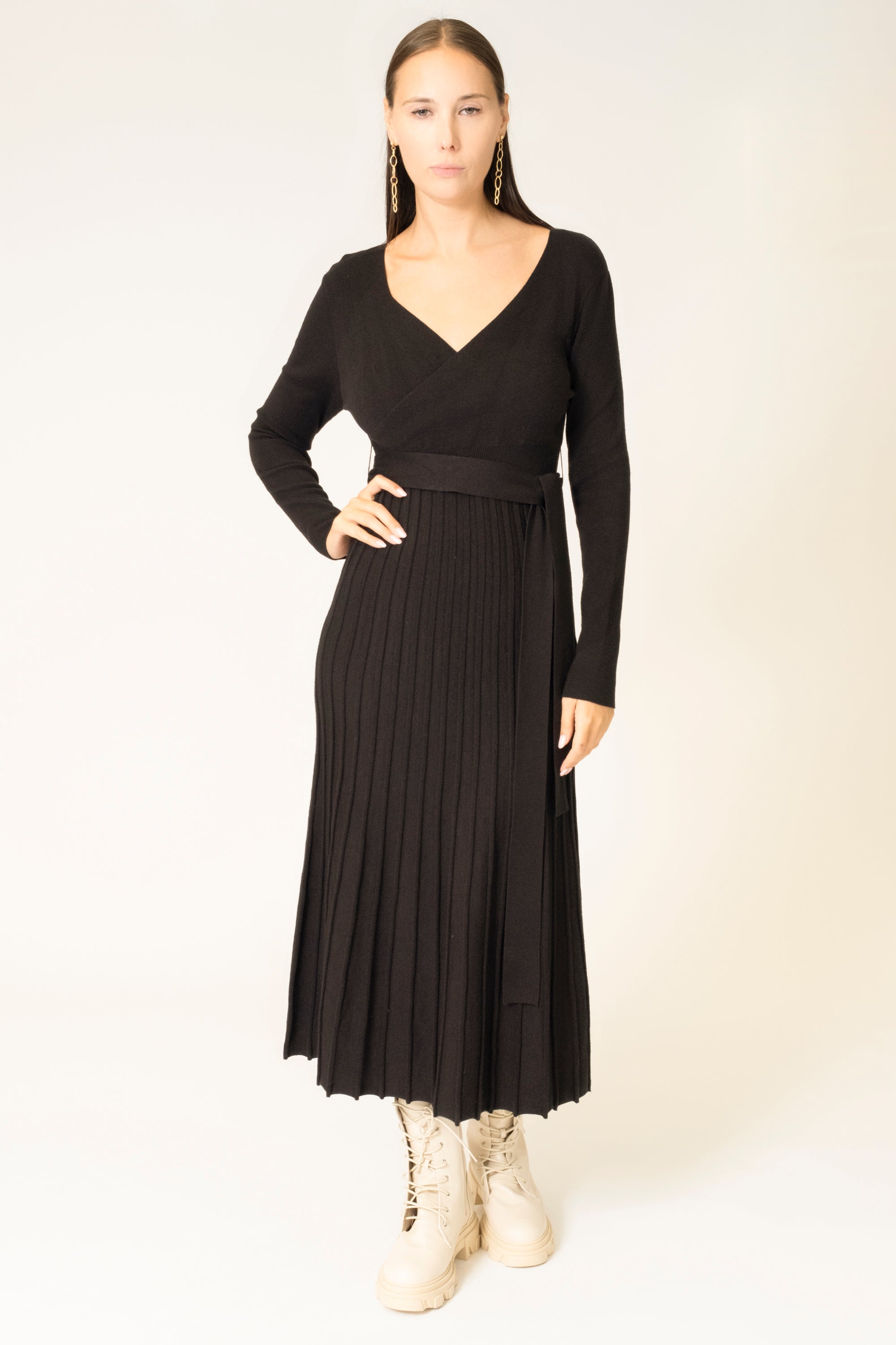 RILEY MIDI DRESS – Area Stars