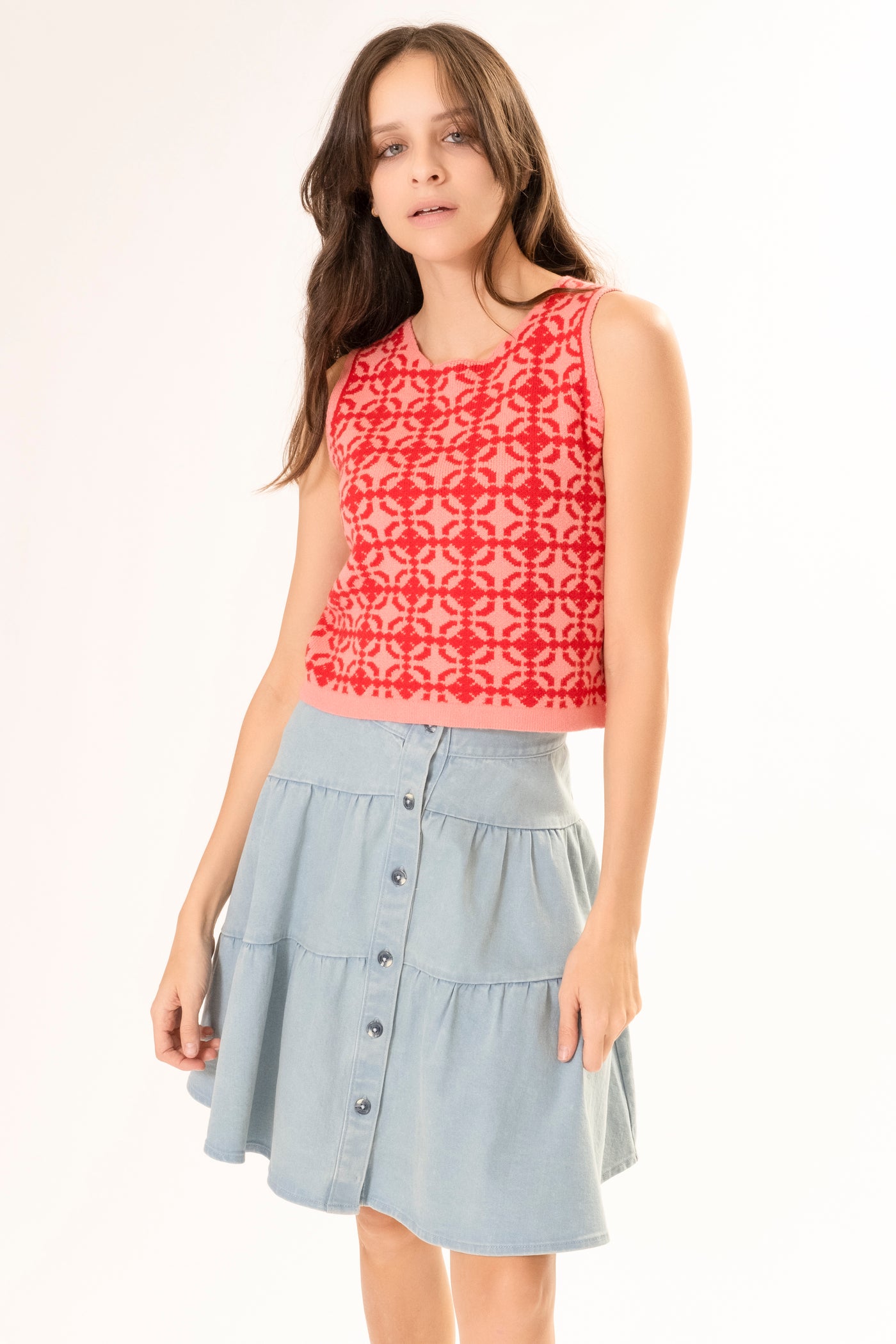 INTARSIA KNIT SLEEVELESS TOP
